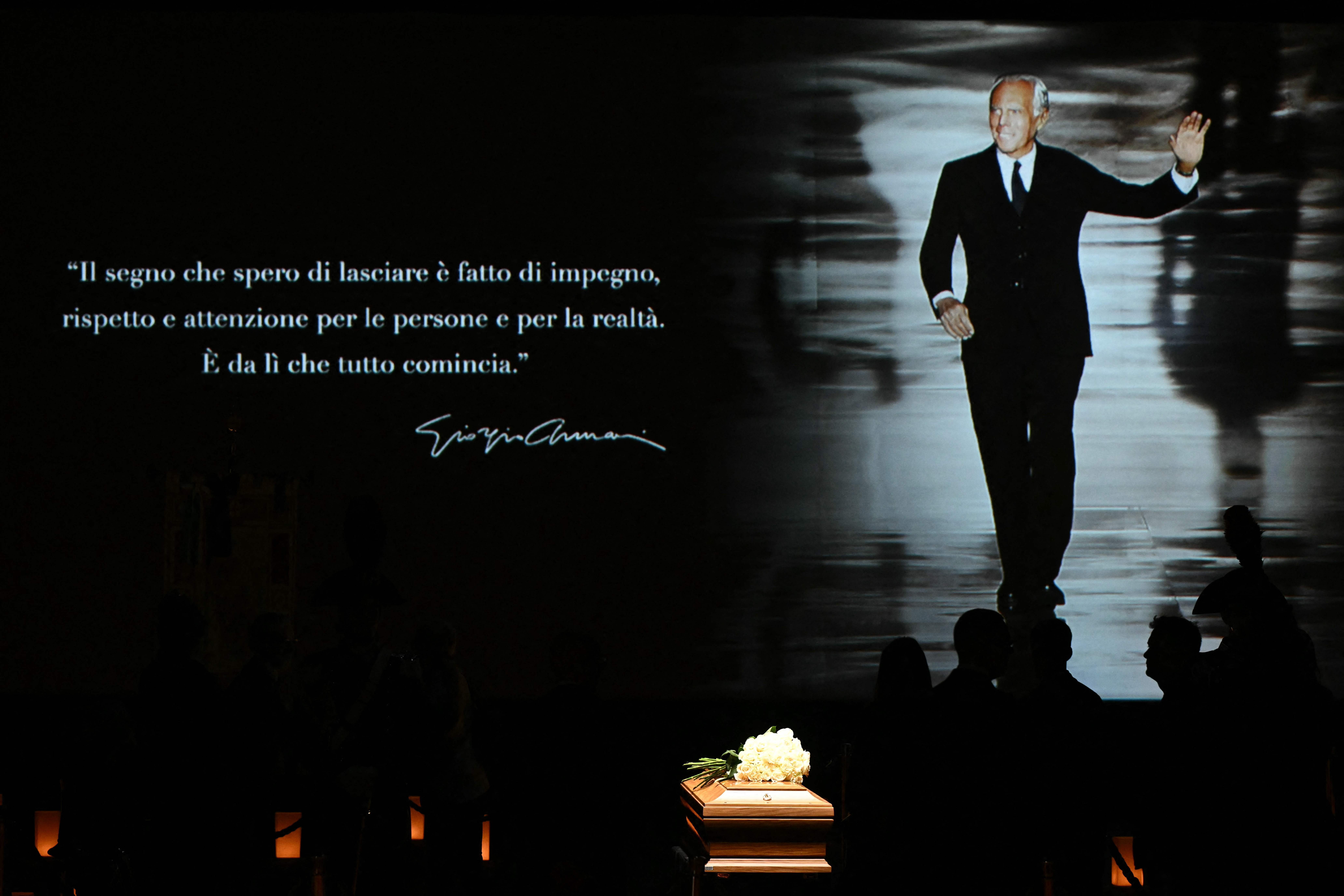 La capilla ardiente de Giorgio Armani, en imágenes