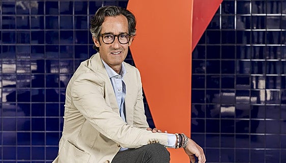 Asier Labarga, el primer hombre al frente de la Semana de la Moda española
