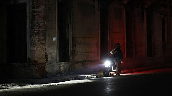 Un presunto atentado incendiario causa un gran apagón en el sudeste de Berlín