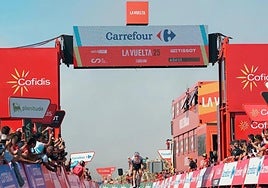 Otro final de etapa en el alambre para La Vuelta: vientos de 50 km/h en el Morredero