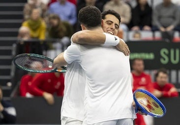 España salva el primer 'match ball'