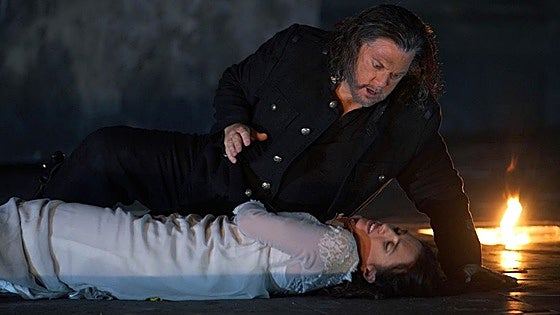 Un 'Otello' blanco, monstruoso y maravilloso vuelve al Teatro Real