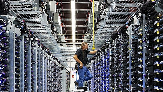 El colapso de la red pone en riesgo 58.000 millones de euros de inversión en centros de datos