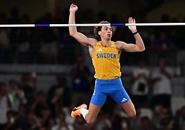 Armand Duplantis, nuevo oro mundialista.