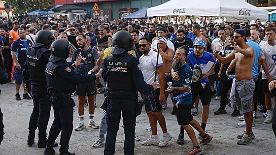 Tensión en Madrid: altercados entre ultras del Marsella y la policía antes del partido contra el Real Madrid