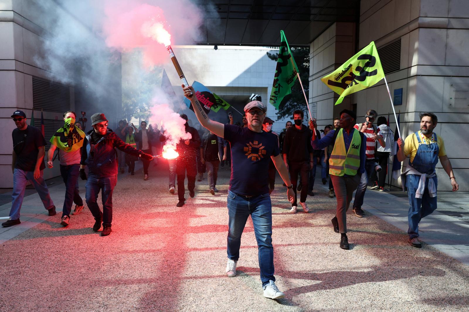 Así se vive en Francia la nueva jornada de huelga general