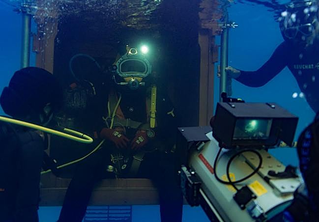 Una imagen del rodaje submarino de 'Los Tigres'.