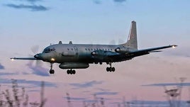 Un avión-espía Ilushin II-20M en una misión rutinaria en Alaska.