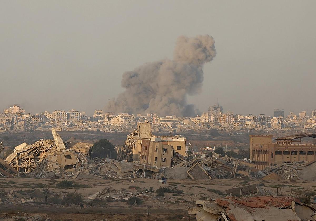 Un bombardeo israelí sobre la ciudad de Gaza.