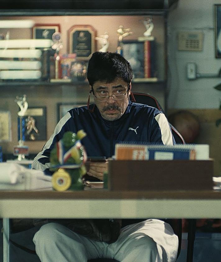 Imagen secundaria 2 - Teyana Taylor da vida a Perfidia, Chase Infiniti encarna a Willa y Benicio del Toro es Sensei. 