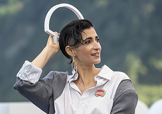 La actriz Alba Flores ha presentado 'Flores para Antonio' en el Festival de San Sebastián.