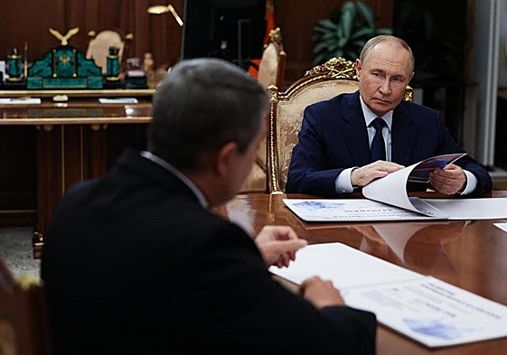 El presidente ruso, Vladímir Putin, durante una reunión en el Kremlin.