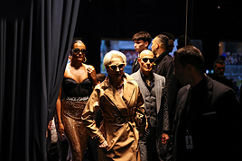 Meryl Streep y Stanley Tucci en el desfile