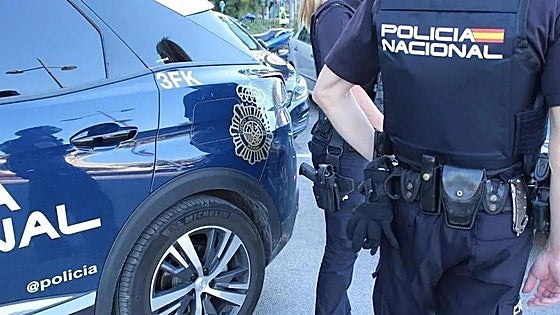 Unos okupas alertan a la Policía de tres ladrones escalando por el balcón de su 'casa' en Antequera
