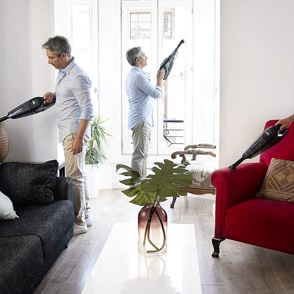 Descubre la aspiradora de mano Cecotec Conga Immortal ExtremeSuction para líquidos y sólidos