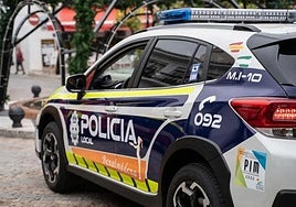 Polémica por la condecoración a un policía local de Benalmádena procesado por supuestos abusos a tres sobrinas