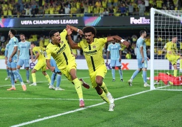 El Submarino sale a flote en el descuento