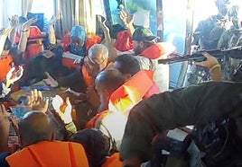 Abordaje de soldados de Israel al barco 'Florida', que forma parte de la Flotilla humanitaria.