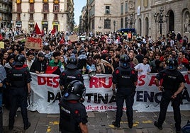 Manifestación del Sindicato de Estudiantes en Barcelona en apoyo a Palestina.