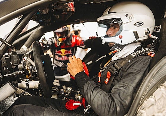 La familia Sainz al volante