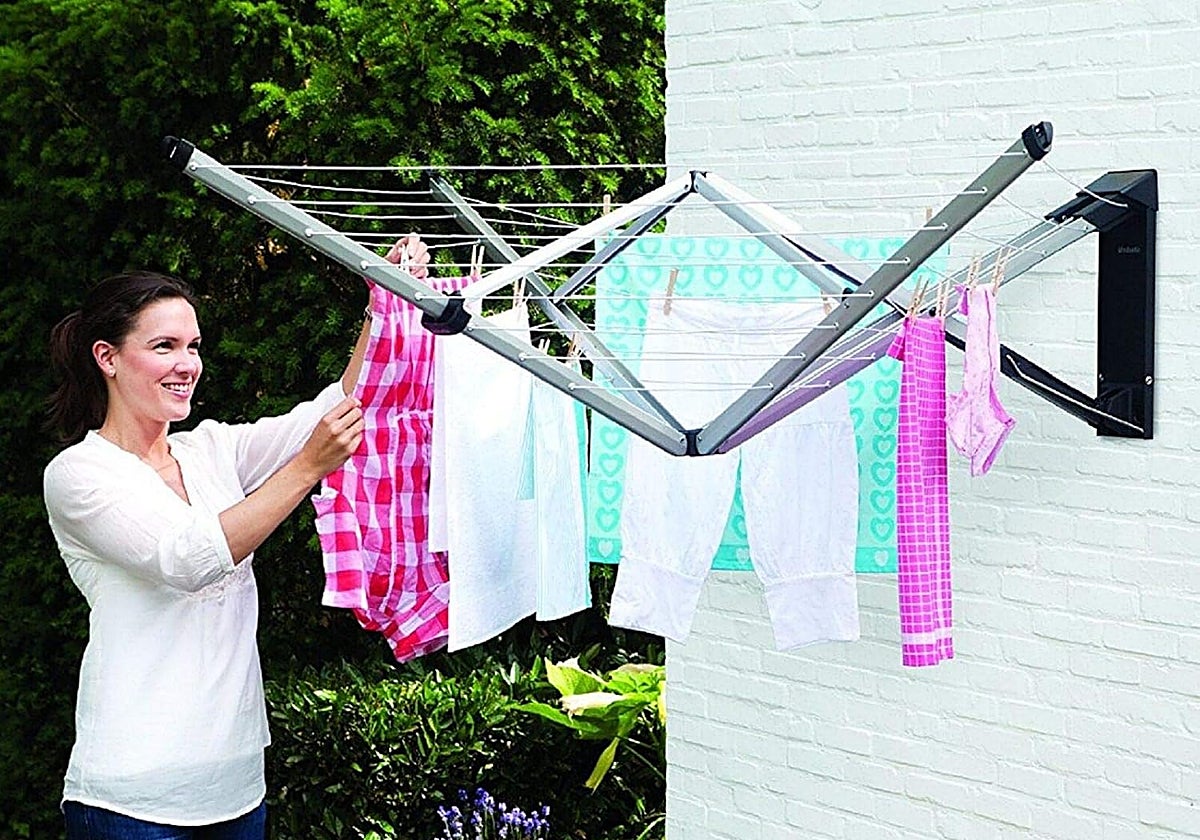 Los mejores tendederos extensibles para secar la ropa en tu terraza o balcón
