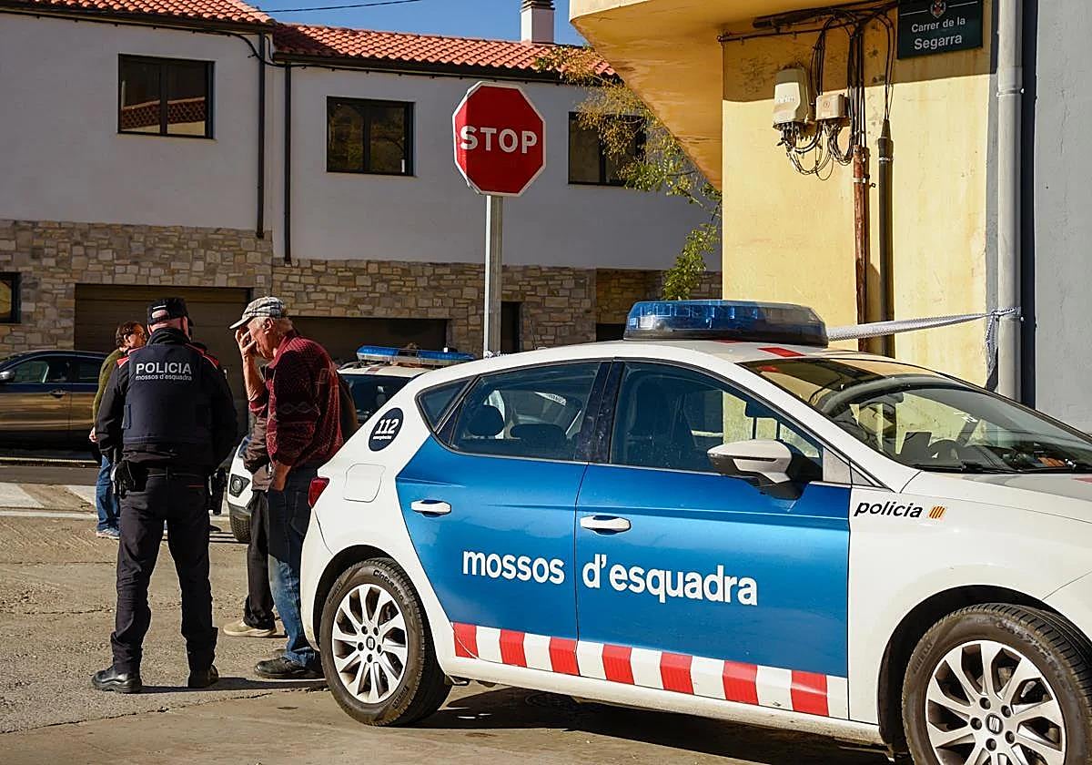 Coche de los Mossos d´esquadra.