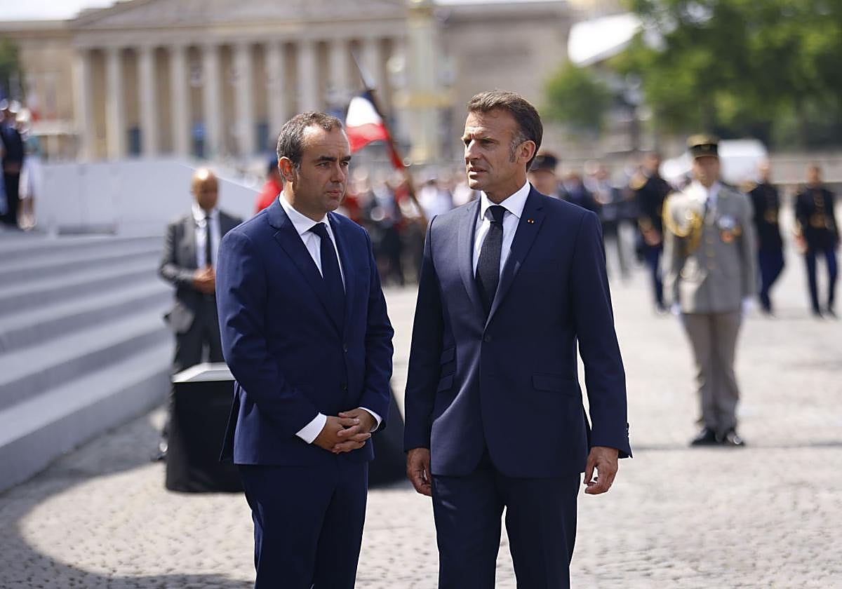 Sébastien Lecornu y Emmanuel Macron en una imagen de archivo antes de que el primer ministro presentara su renuncia.