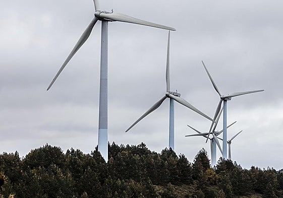 Parque eólico en Álava.