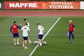 España aplaza al sábado su viaje a Elche por la dana Alice