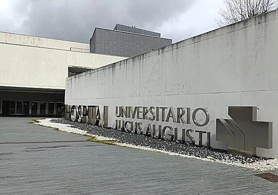 Fachada del Hospital Lucus Augusti donde fueron trasladadas las seis personas intoxicadas.