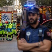 Un incendio en un edificio obliga a cortar la Gran Vía de Madrid