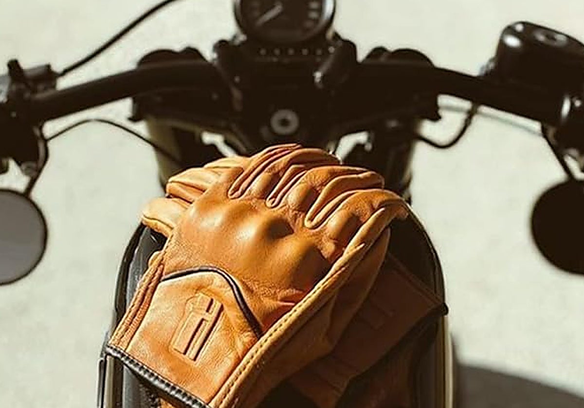 ¡Atención motero! Vas a querer estos guantes que combinan estilo, protección y comodidad