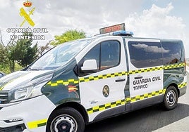 Una furgoneta de la Guardia Civil