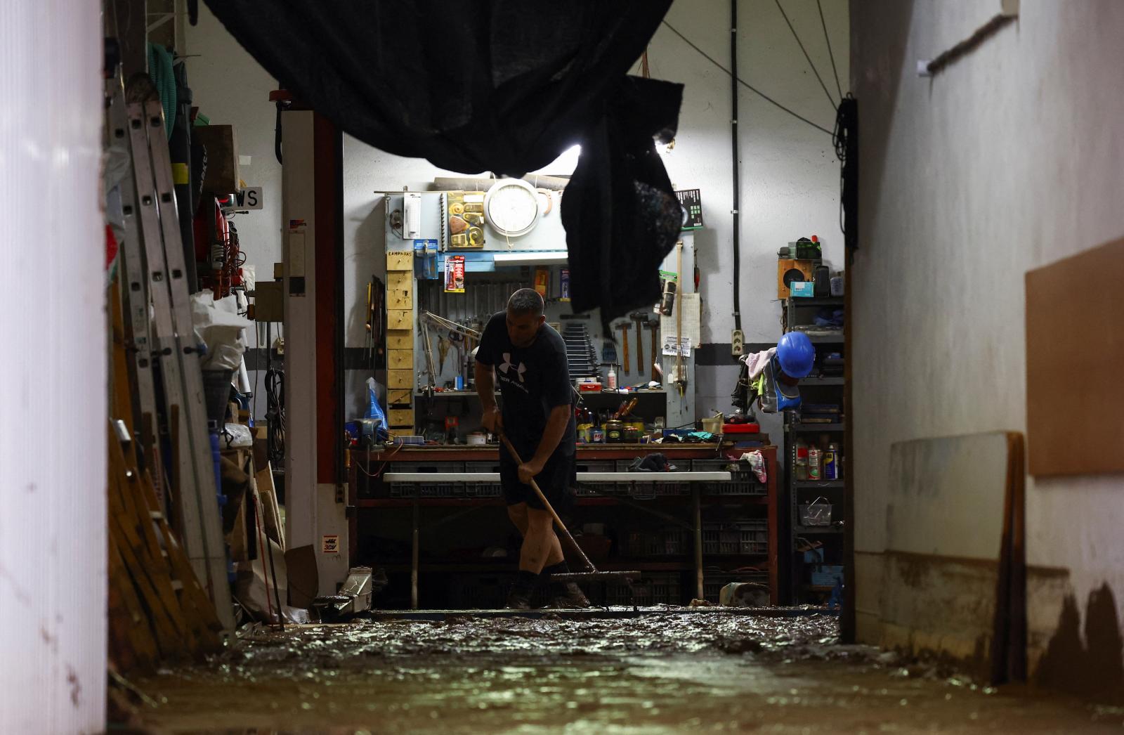 Mil personas evacuadas de sus casas esta noche en el sur de Tarragona por la dana