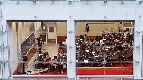 El 60% de los becados que llegan a la universidad con notas bajas pierde la ayuda en primero