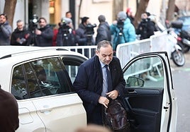 El exministro José Luis Abalos a su llegada al Tribunal Supremo