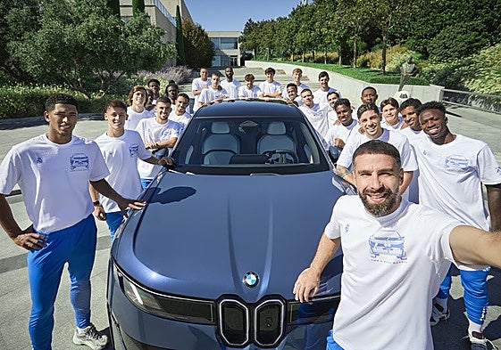 BMW España y el Real Madrid afrontan su cuarta temporada con una nueva flota electrificada: primer equipo masculino de fútbol