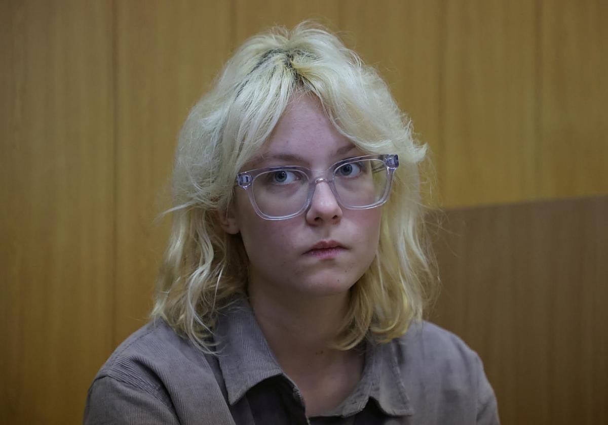 Diana Loginova, conocida como 'Naoko', al comparecer en el tribunal de San Petersburgo.