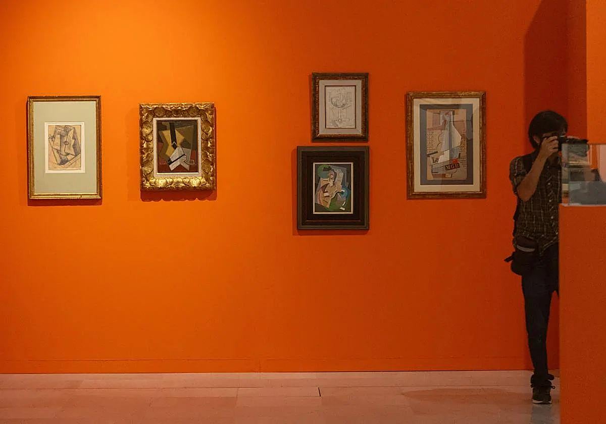 La exposición 'Bodegón. La eternidad de lo inerte' se inauguró el pasado jueves sin el Picasso