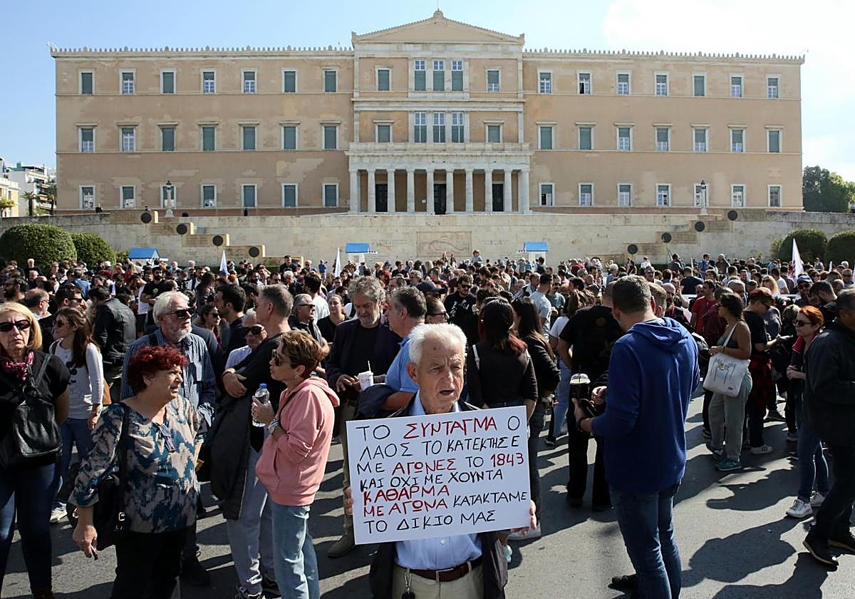 Movilizaciones en contra de la reforma laboral de Grecia.