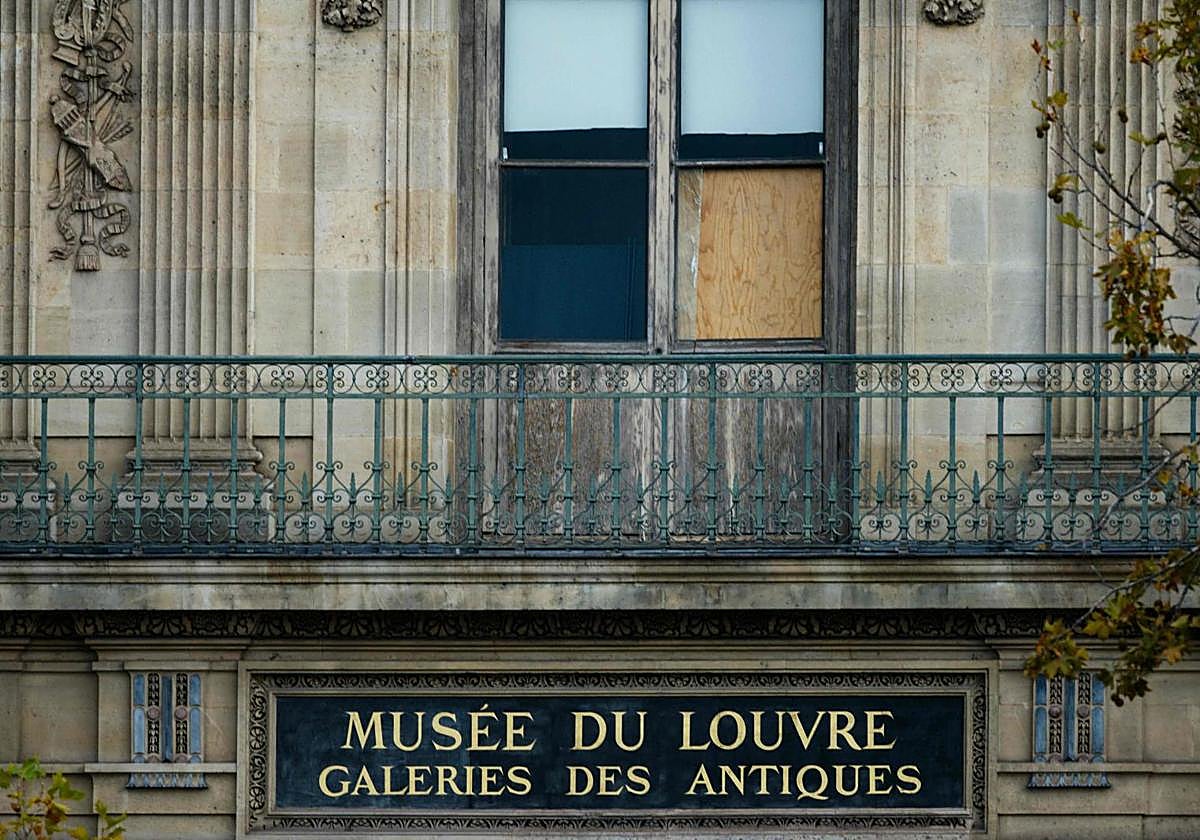 Venta del Louvre por el que accedieron los ladrones