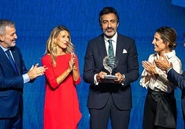 Entrega del Premio Planeta 2025 al escritor Juan del Val.