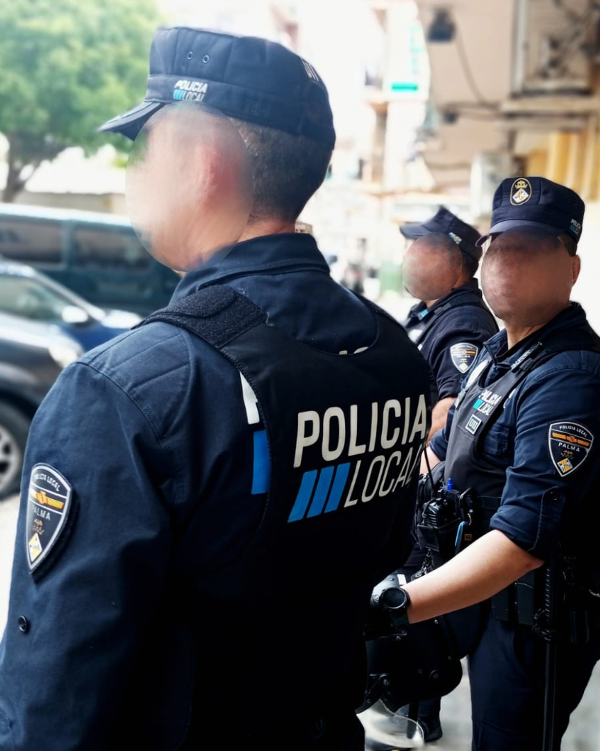 Officers from the Local Police of Palma de Mallorca