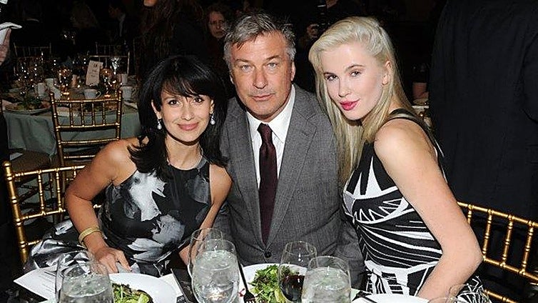 La hija de Alec Baldwin y Kim Basinger, Ireland, relata su «solitaria infancia»