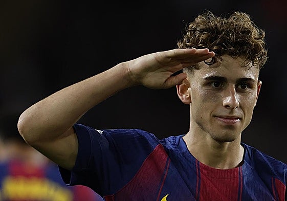 Fermín celebra uno de los tres goles que marcó ante Olympiacos.
