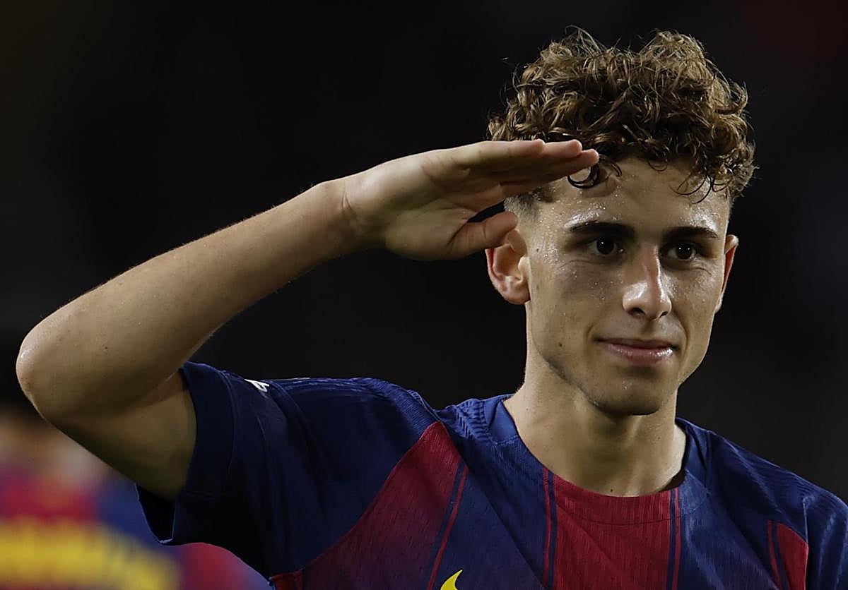 Fermín celebra uno de los tres goles que marcó ante Olympiacos.