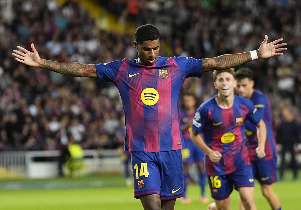 Marcus Rashford celebrates a goal against Olympiacos.