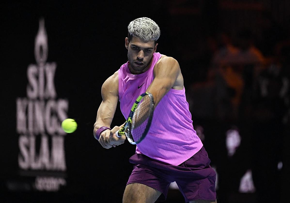 Carlos Alcaraz during the exhibition in Saudi Arabia.