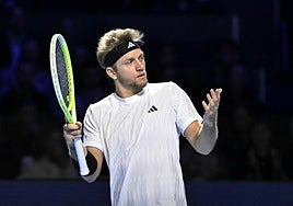 Alejandro Davidovich se lamenta durante la final