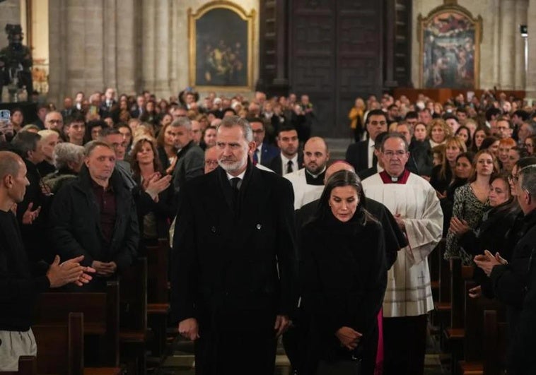 Abascal, Ayuso o Felipe González, ausencias destacadas en el funeral de Estado en Valencia